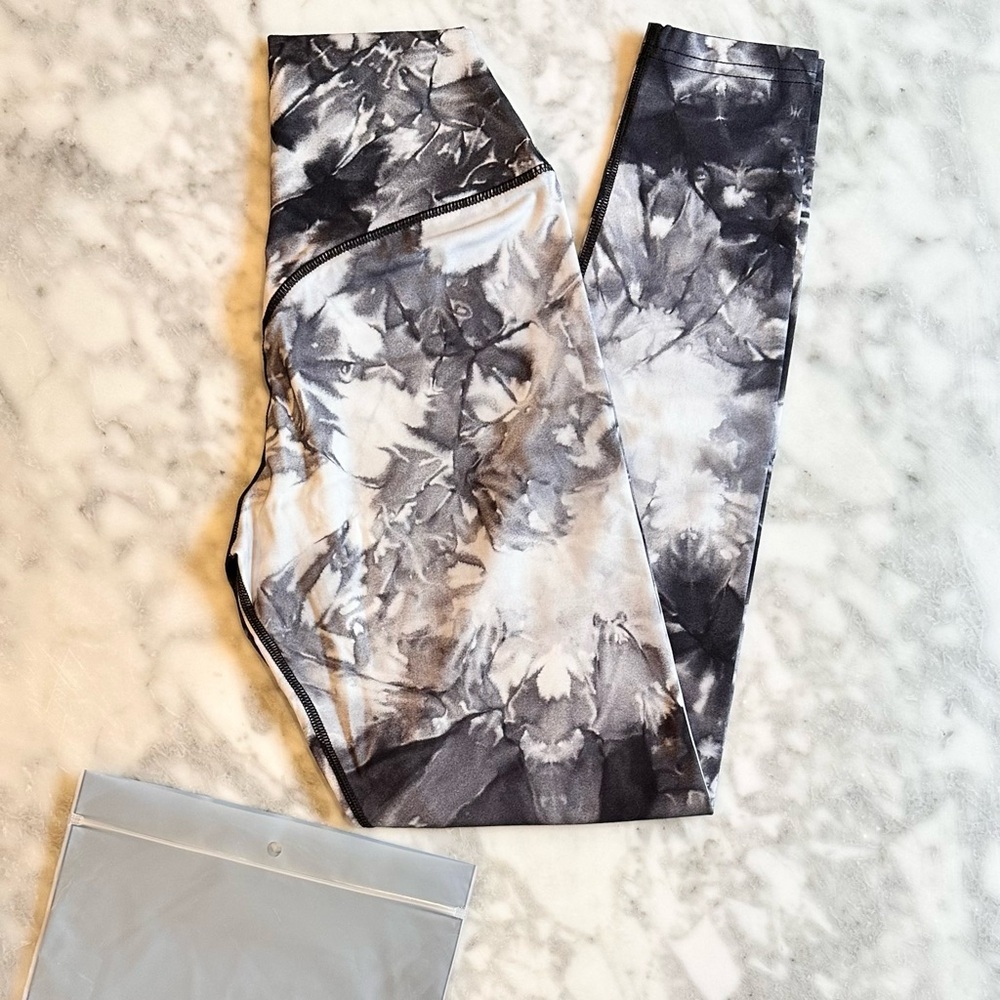 Balance Athletica The Og Pant Tie-Dye Leggings